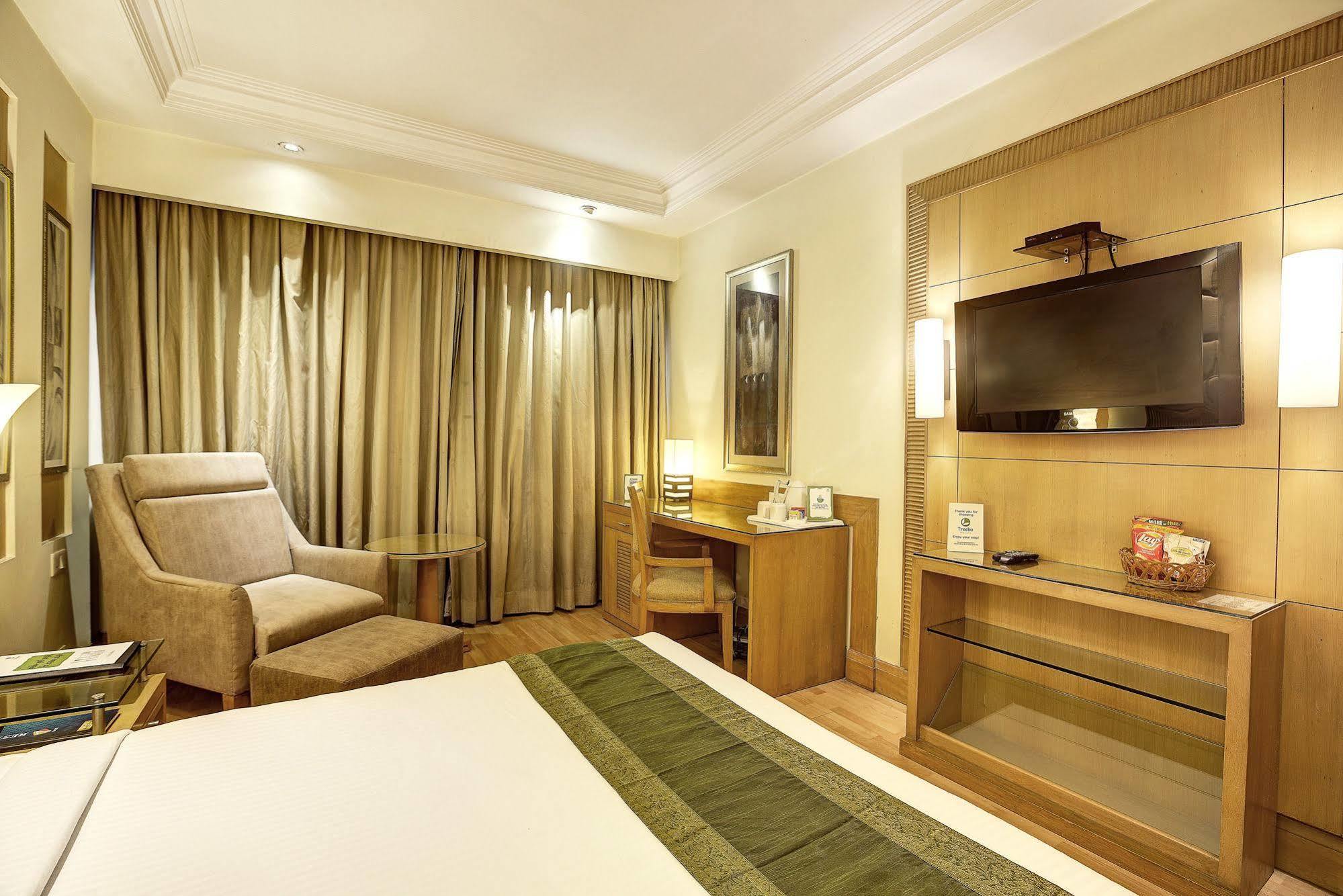 Western Court Chandīgarh Εξωτερικό φωτογραφία