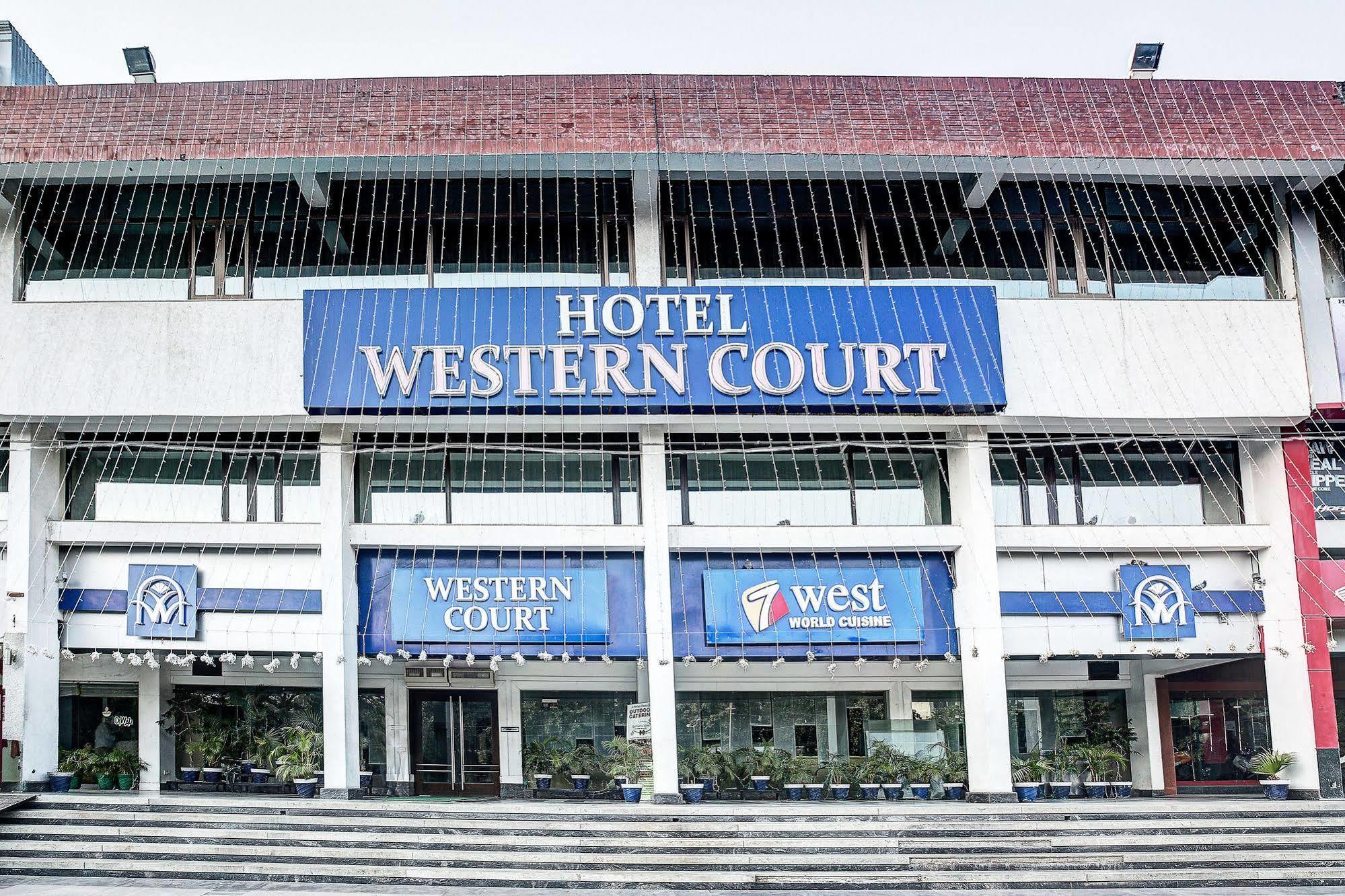Western Court Chandīgarh Εξωτερικό φωτογραφία
